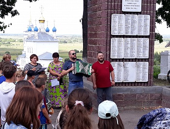 21 июня состоялся Торжественный митинг и возложение венков к Мемориалу Павшим в годы Великой Отечественной войны - «День памяти и скорби»