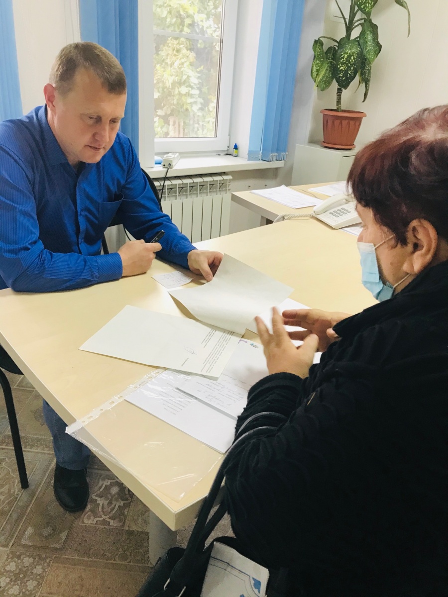 Прием населения по личным вопросам заместителем главы администрации МО Епифанское Кирилиным В. А.