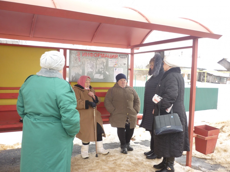 05/02/2019 встреча с жителями с. Рождественно Кимовского района администрации МО Епифанское и начальника Кимовского участка ГУ ТО "Тулаавтодор" Будановой Т. В.