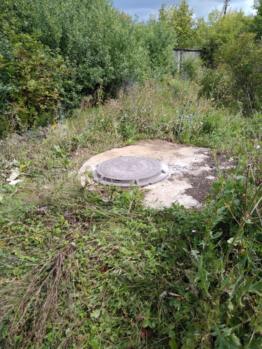 Проведена установка канализационных люков на сети водоотведения по ул. 50 лет Октября п. Епифань