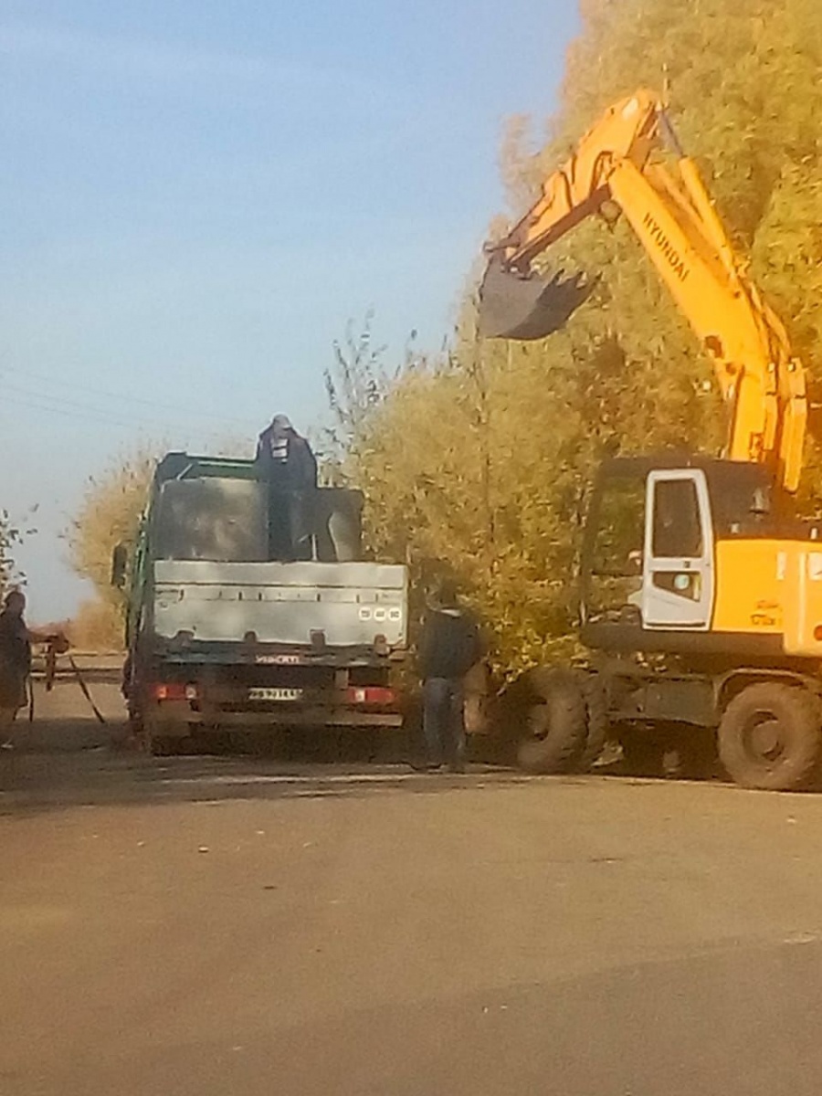 В с. Монастырщино Кимовского района ведутся работы по замене участка водопровода