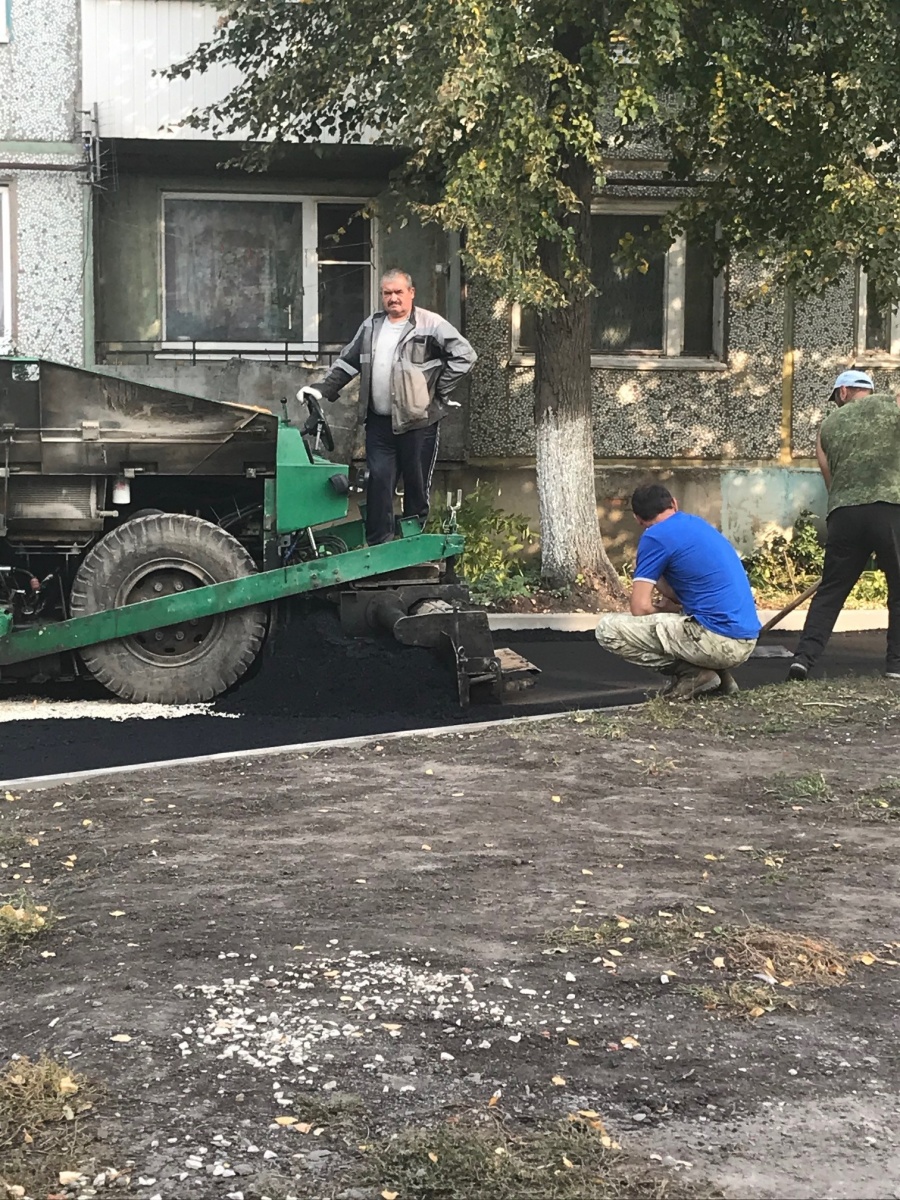 Асфальтирование в п. Епифань ул. 50 лет Октября д. 26а и д. 27 по программе "Формирование современной городской среды"