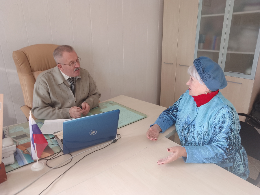 Глава администрации провел прием граждан по личным вопросам