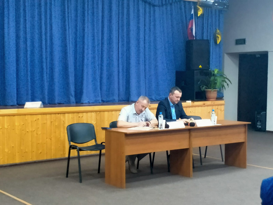 24.07.2023 г. в п. Епифани состоялась встреча главы АМО Кимовский  район  Евгения Захарова с жителями 