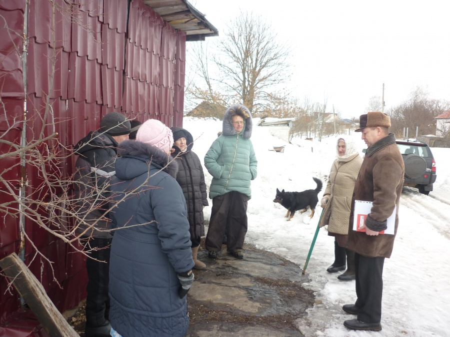 18/03/2019 встреча главы администрации МО Епифанское Лаврова В. А. с жителями д. Исаковка Кимовского района по вопросу замены водопроводной сети в рамках проекта "Народный бюджет-2019"