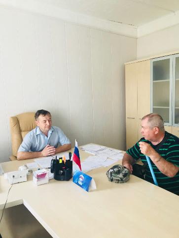 Прием населения по личным вопросам главой администрации МО Епифанское Лаврова В. А.