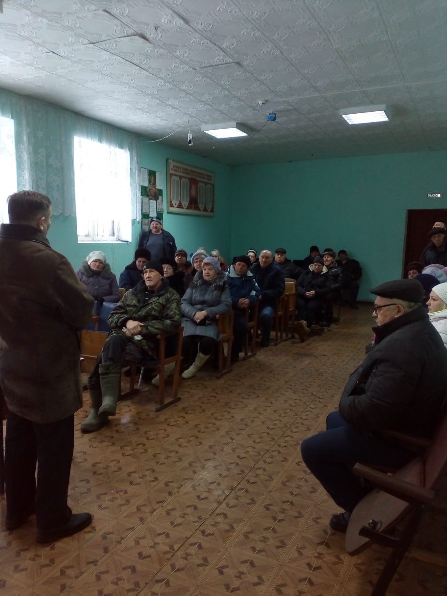 27/02/2019 встреча с жителями д. Задонщино Кимовского района главы администрации МО Епифанское Лаврова В. А. по вопросу замены водопроводной сети в рамках проекта "Народный бюджет-2019"