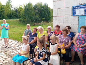 17.08.2023 г. в с.Черемухово сотрудники Автоклуб №1 МБУК «ПЦКиД» провели праздник «Медовый спас».На празднике присутствовал кандидат в депутаты Собрания депутатов МО Епифанское Кимовского района Лосев В.В.