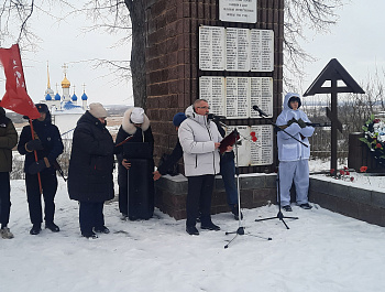13 декабря – день освобождения поселка Епифань и Кимовского района от фашистских захватчиков. Эта дата вызывает в сердце каждого радость и горе, счастье и боль, великую гордость за свой народ, его мужество и героизм.  Этот день навсегда вписан в историю Е