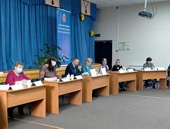 12 апреля 2022 года в соответствии с поручением Губернатора Тульской области с целью правого просвещения граждан Тульской области уполномоченный по правам человека Тульской области Ларина Татьяна Владимировна провела встречу с жителями.