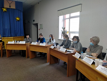 12 апреля 2022 года в соответствии с поручением Губернатора Тульской области с целью правого просвещения граждан Тульской области уполномоченный по правам человека Тульской области Ларина Татьяна Владимировна провела встречу с жителями.